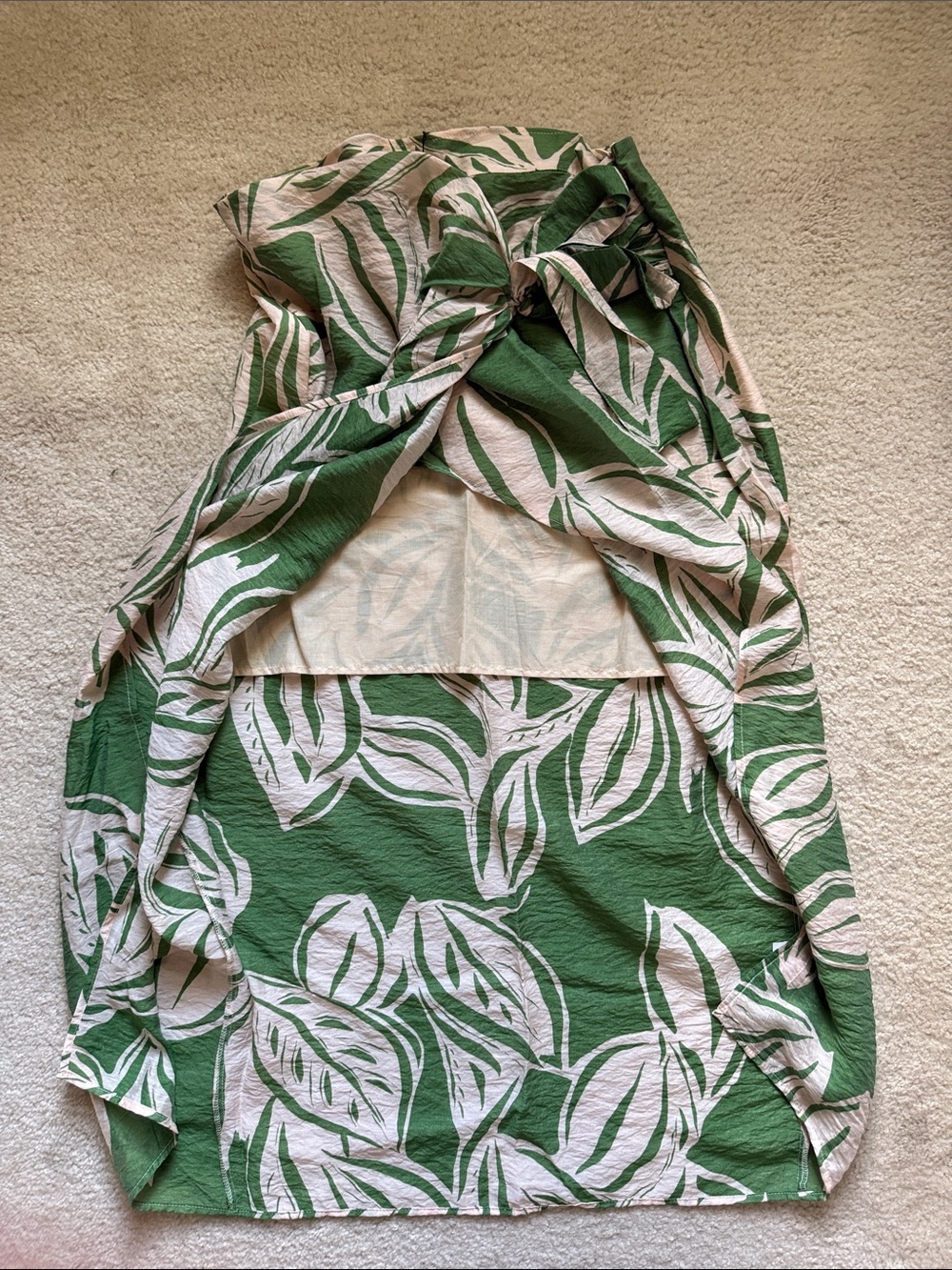 Zara Green Leaf-Print Wrap Skirt - Picture 2 of 3